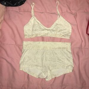 Fabletics Bralette Boy short Set