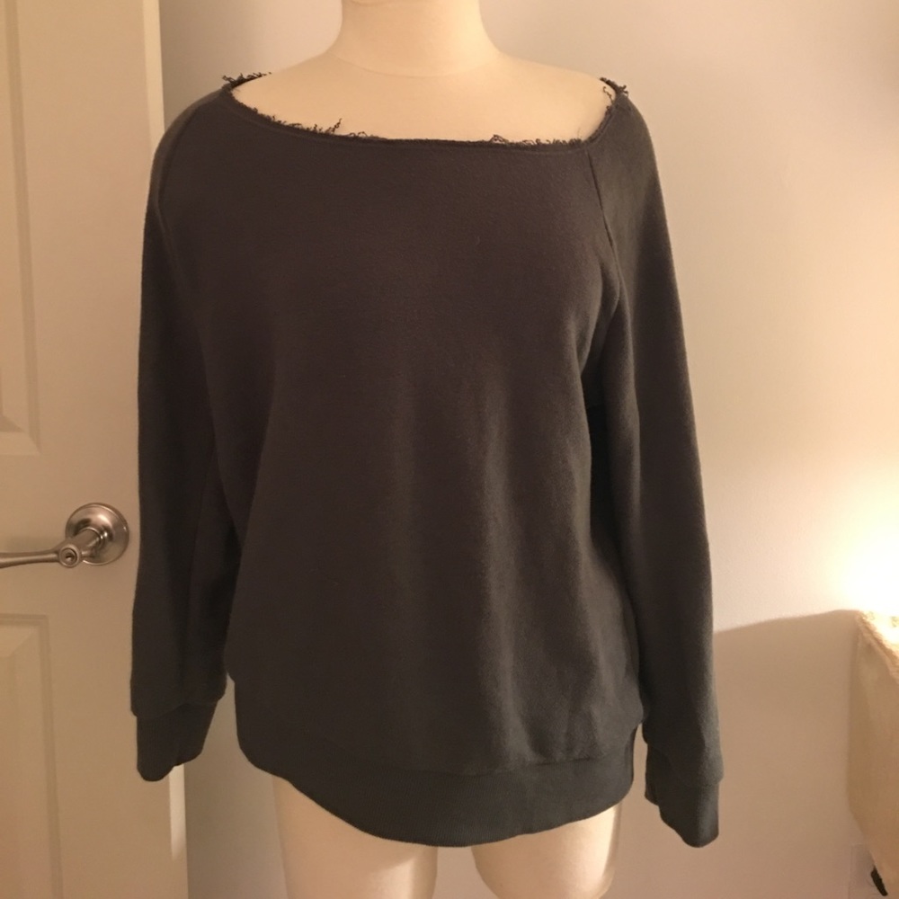 Distressed Hem Crew Neck Sweatshirt