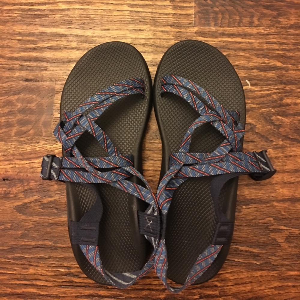 Men’s Chacos sz 13