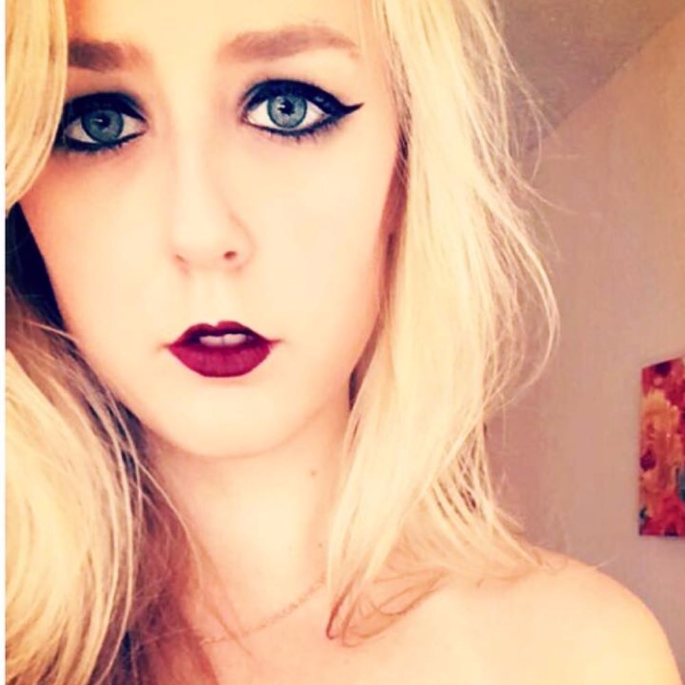 Meet your Posher, Anna