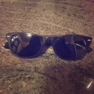 Ray Ban Classic Wayfarer (small)