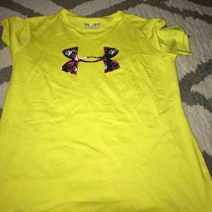 Under armour t shirt
