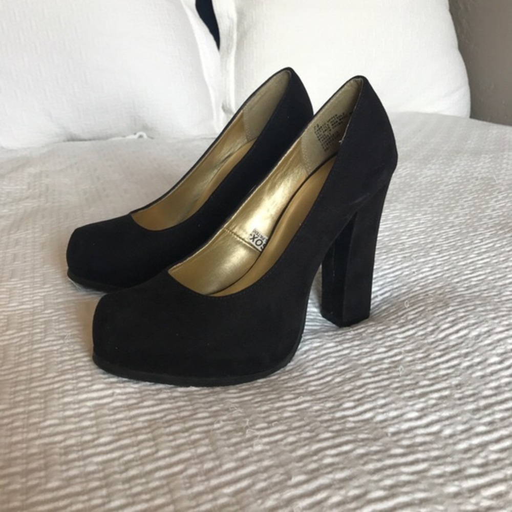 Target Mossimo Black Faux Suede Heel