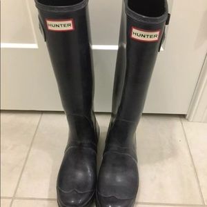 Authentic hunter boots