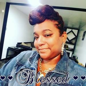 Meet your Posher, Latasha