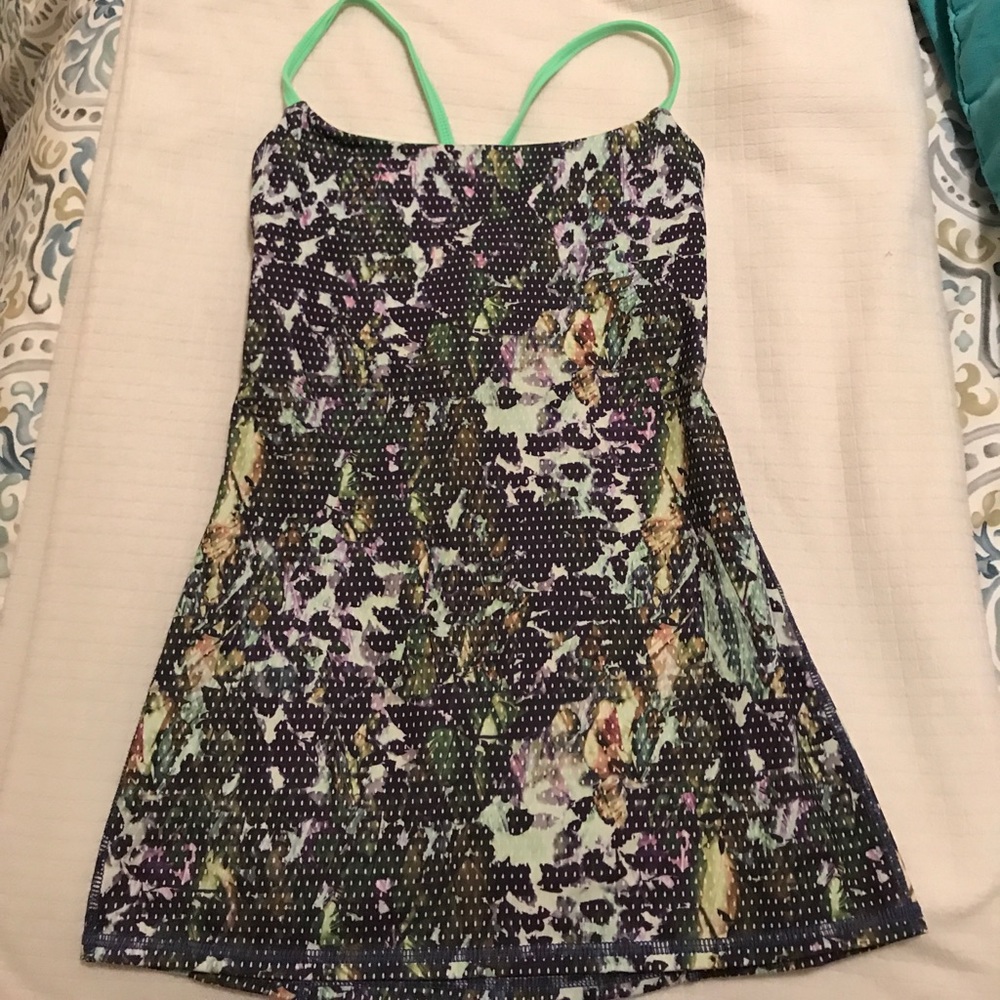 LuluLemon size 2 tank top