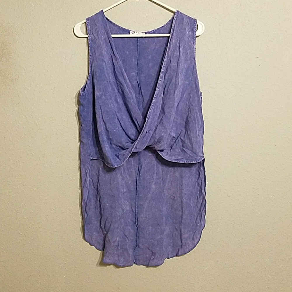 NWOT *Hi-lo drape tank*