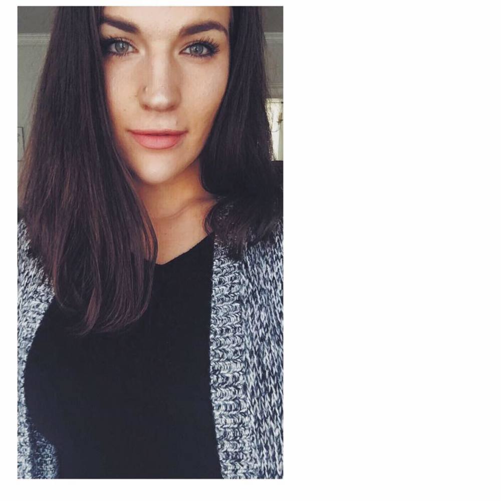 Meet your Posher, Caroline