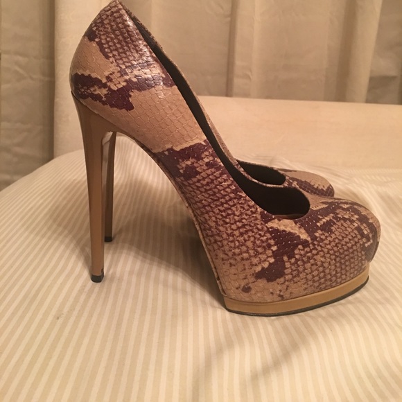 Platform heels - Picture 2 of 4