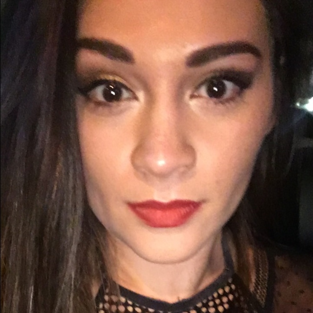 Meet your Posher, Janine