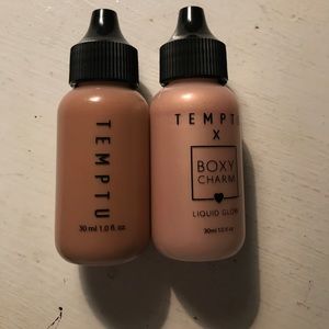 Temptu bronzer and highlighter