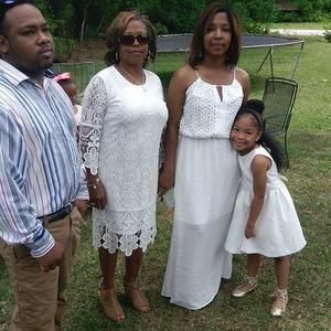 Meet your Posher, Debbie