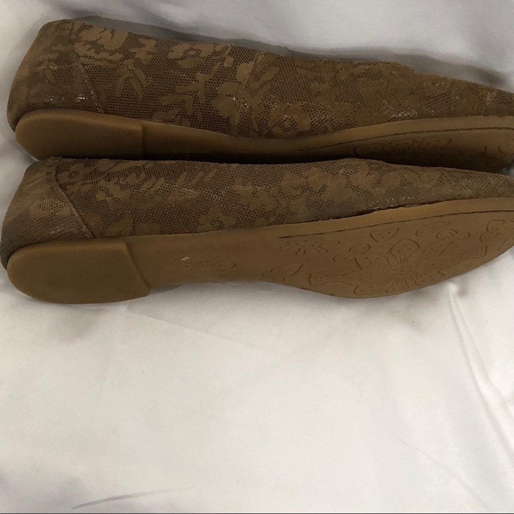 b.o.c. Lace Flats in Tan Size 8.5 - Picture 5 of 8