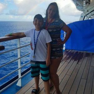 Meet your Posher, Nicole