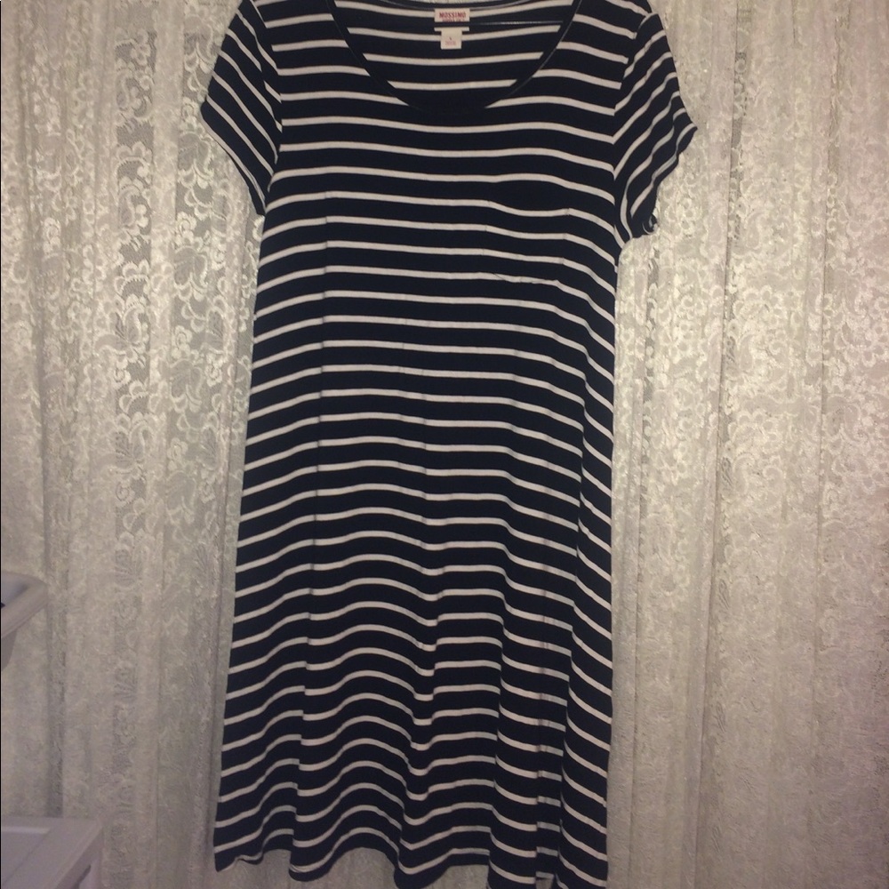 Black and white stripped tshirt dress