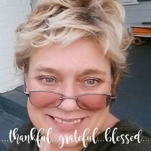 Meet your Posher, Sandy