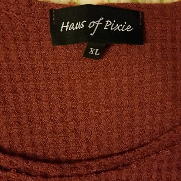 Lightweight Mock Thermal Top - Picture 3 of 3