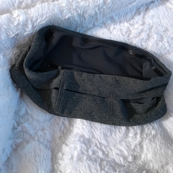 Underarmor Head Band - Picture 2 of 2