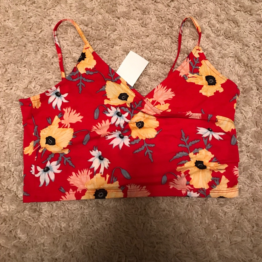 NWT H&M crop top size M