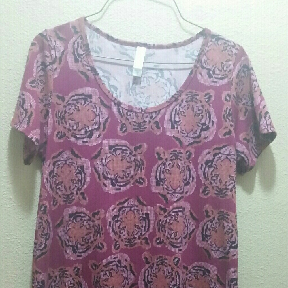 Lularoe Small Classic T - Tiger