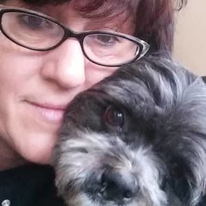 Meet your Posher, Claudia