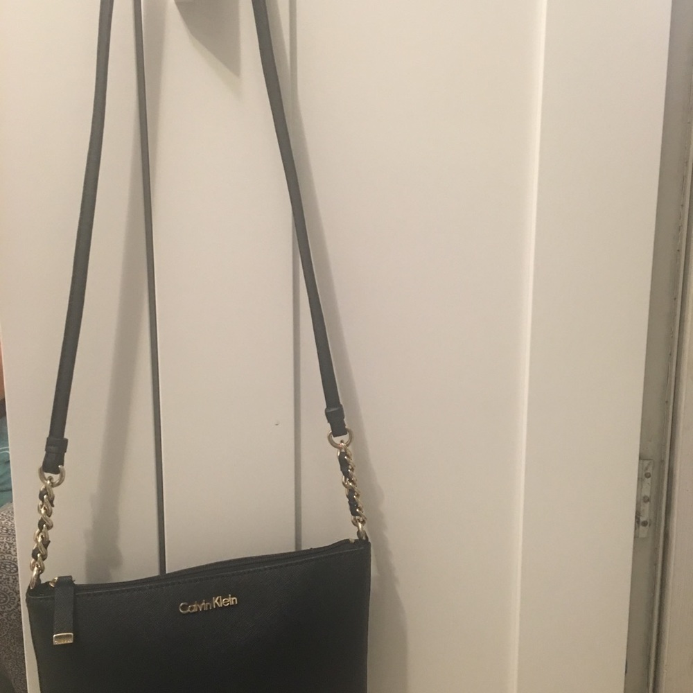 Calvin Kline Crossbody View 2