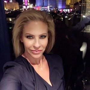 Meet your Posher, Lori