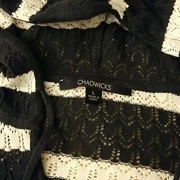 Macrame Pattern Hoodie - Picture 2 of 2