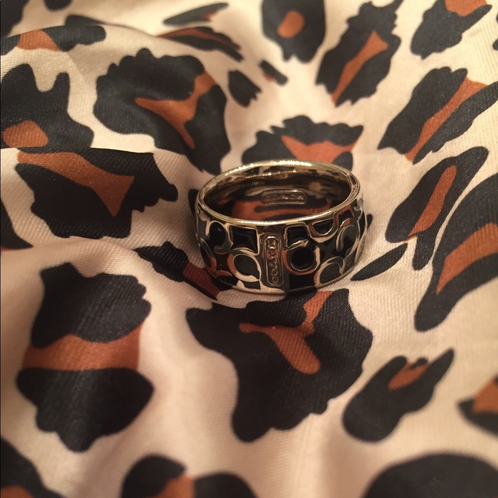 Coach Ring