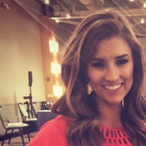 Meet your Posher, Carissa