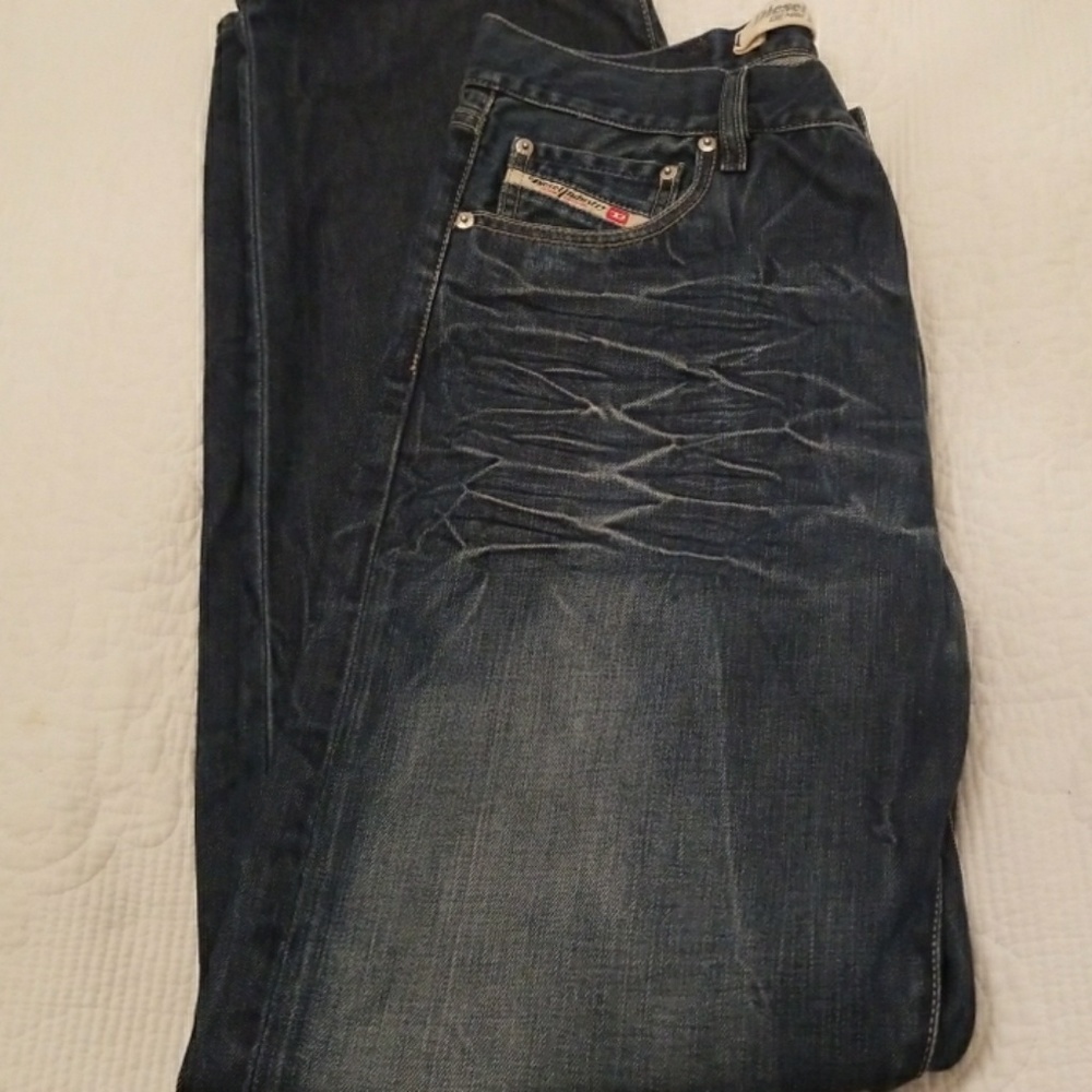 CYBER MONDAY SALE !!Diesel Mens jeans