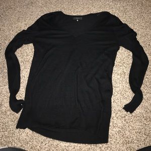 Black v neck sweater