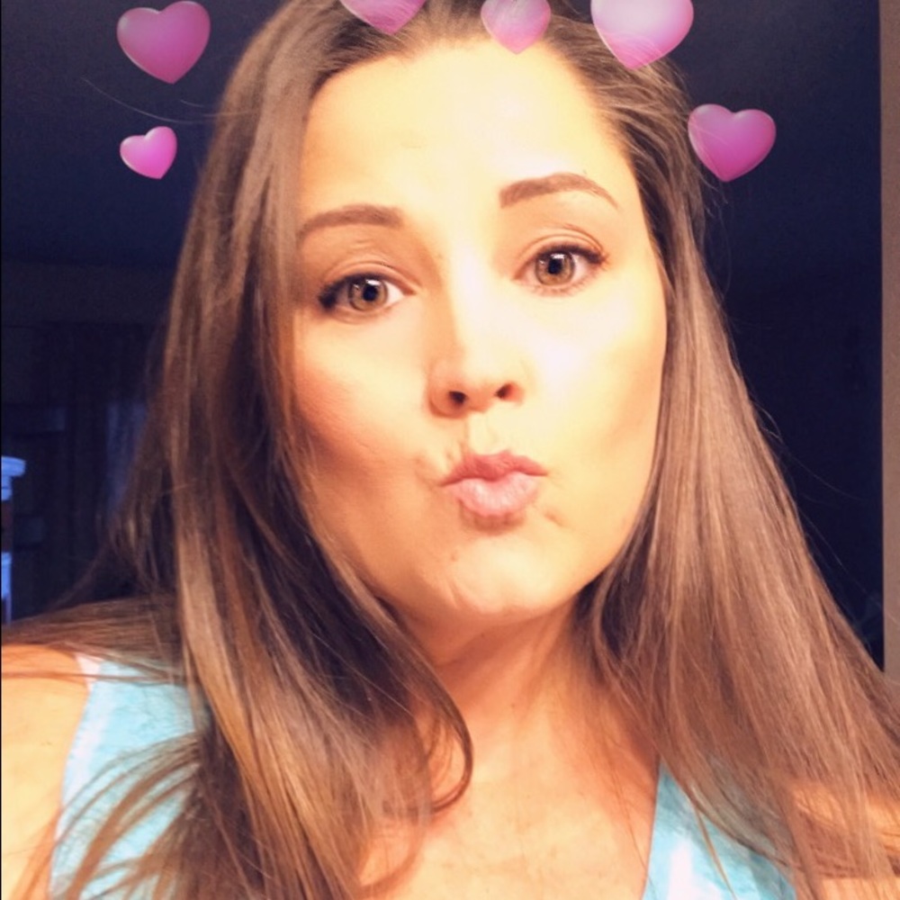 Meet your Posher, Shelly