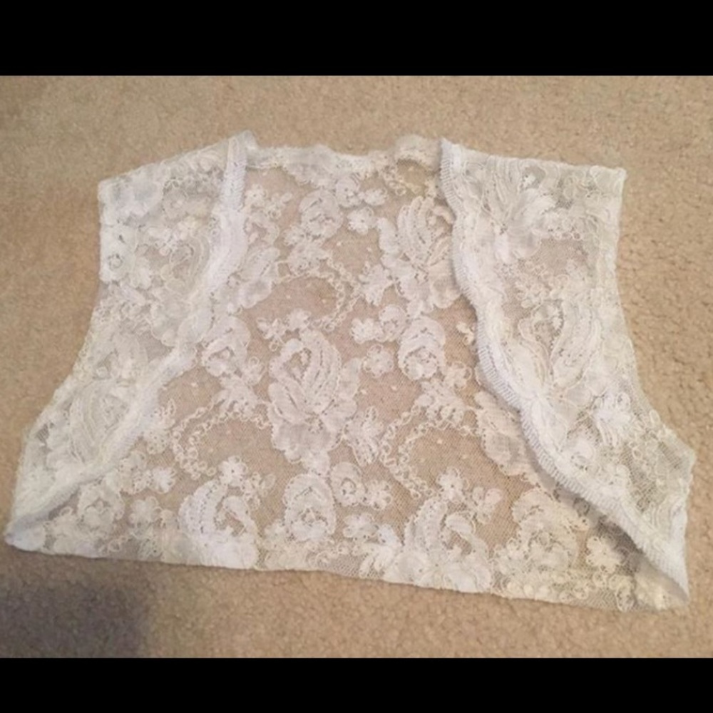 Bridal Ivory Lace Bolero Jacket