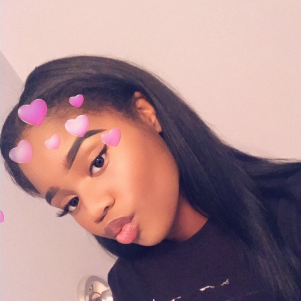 Meet your Posher, Lalah