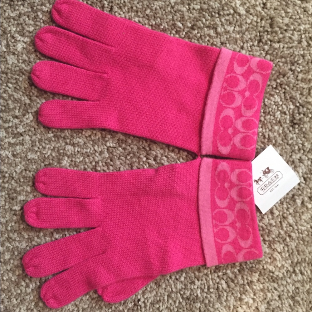 New Coach gloves