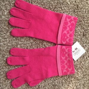 New Coach gloves
