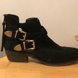 Steve Madden booties