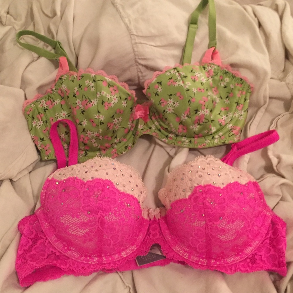 Rare Victoria’s Secret bra set