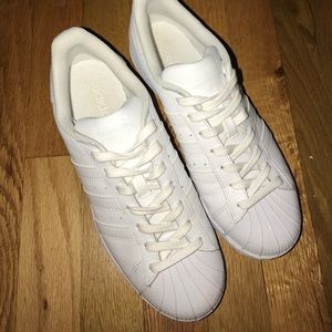 Adidas superstars