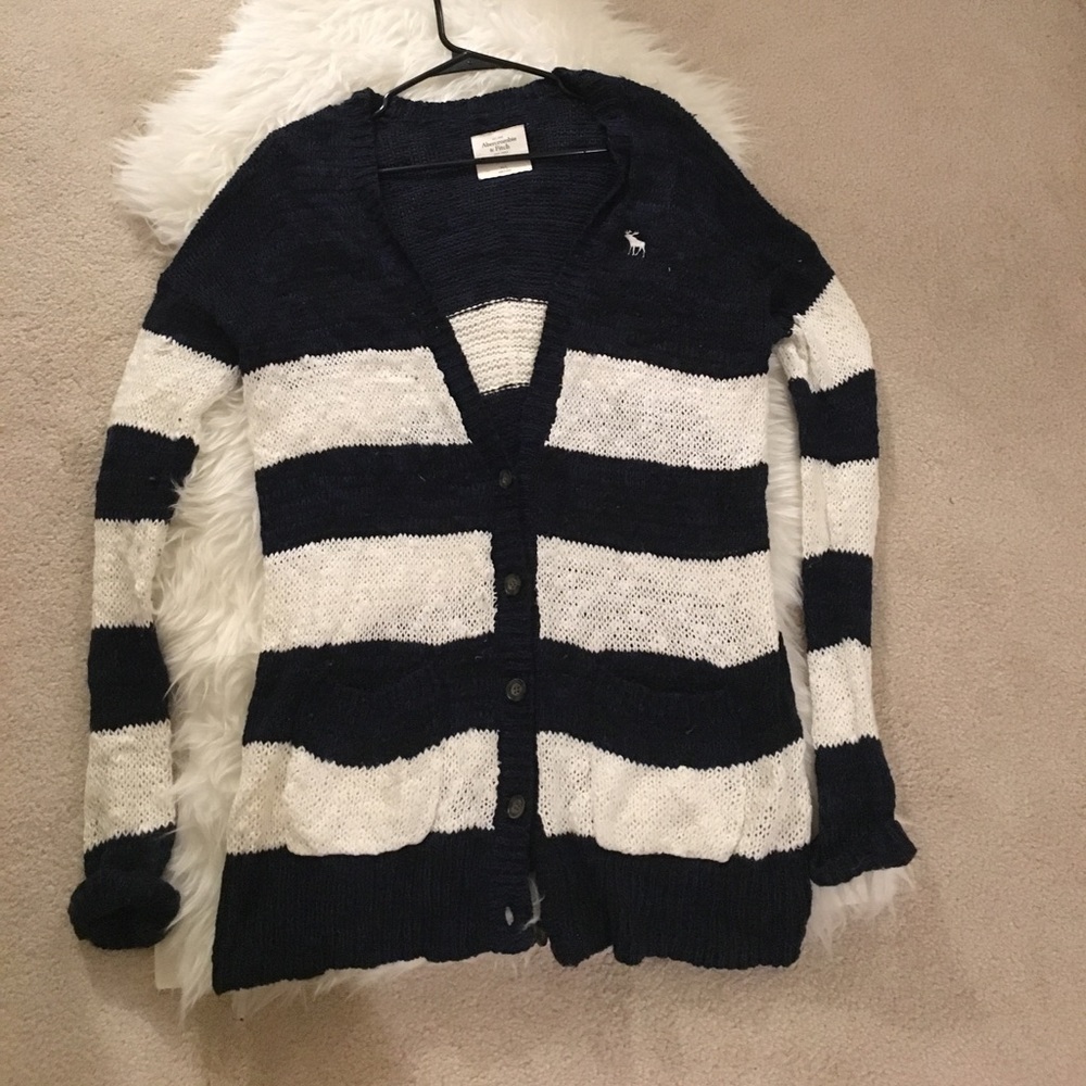 Abercrombie &Fitch Cardigan
