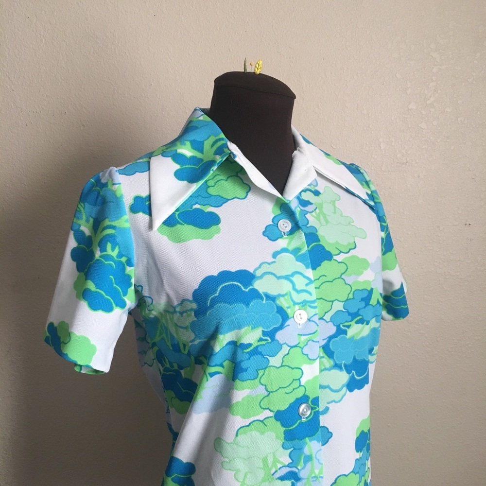 Groovy Graphic 1970’s Short Sleeve Shirt