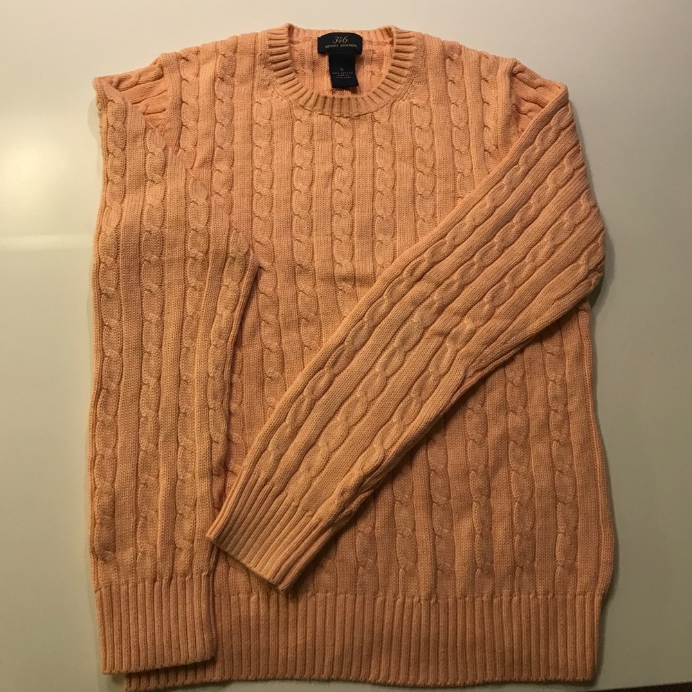 Great quality sweater! Perfect for fall!