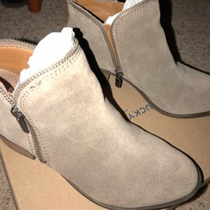 Lucky Brand LK Bartalino zip booties