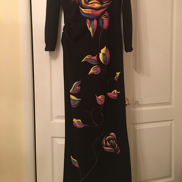 Gown - Picture 3 of 5