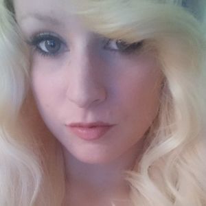 Meet your Posher, Carolyn