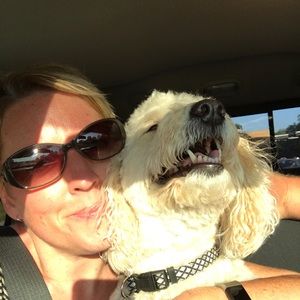 Meet your Posher, Carrie