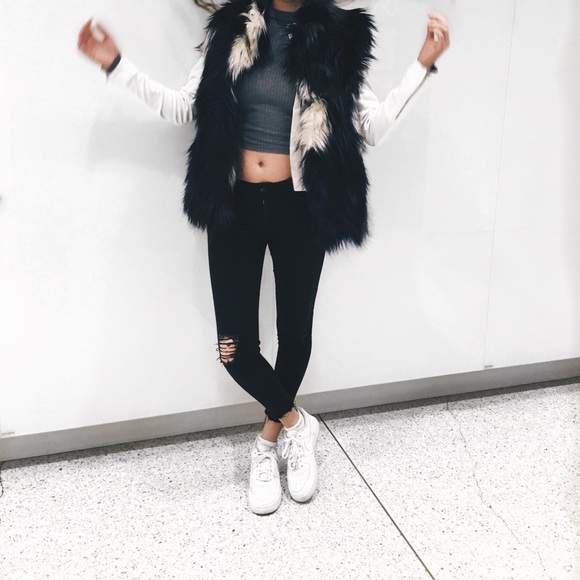 Velvet by Graham & Spencer Jackets & Blazers - Faux Fur Vest