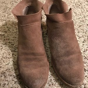 Flat boots size 6.5