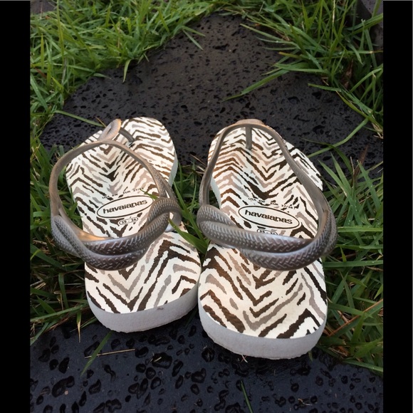 HAVAIANAS white sandals with silver strap, 6W, $15 - Picture 3 of 3